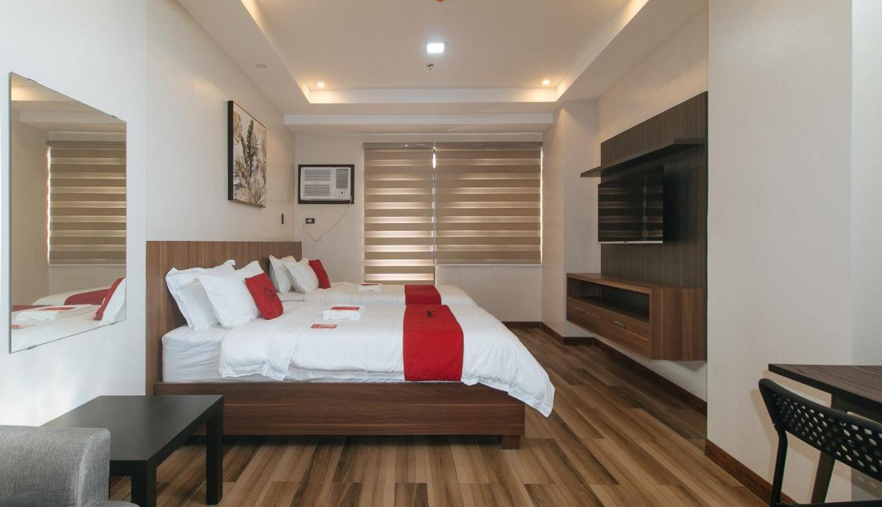 Reddoorz Plus @ Bez Tower And Residences San Juan San Juan  المظهر الخارجي الصورة