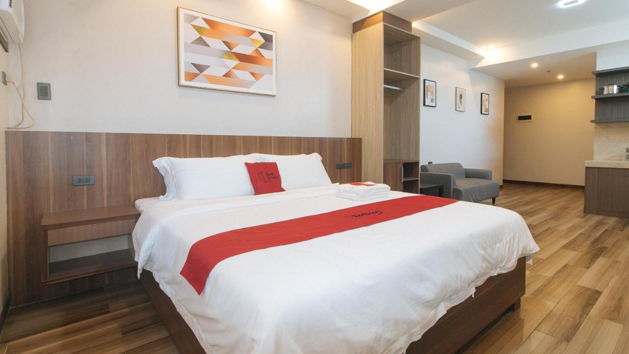 Reddoorz Plus @ Bez Tower And Residences San Juan San Juan  المظهر الخارجي الصورة