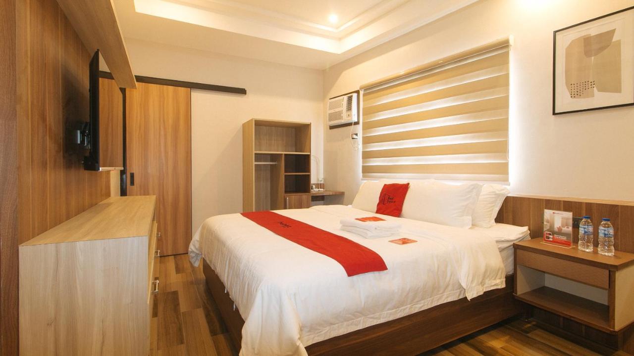 Reddoorz Plus @ Bez Tower And Residences San Juan San Juan  المظهر الخارجي الصورة